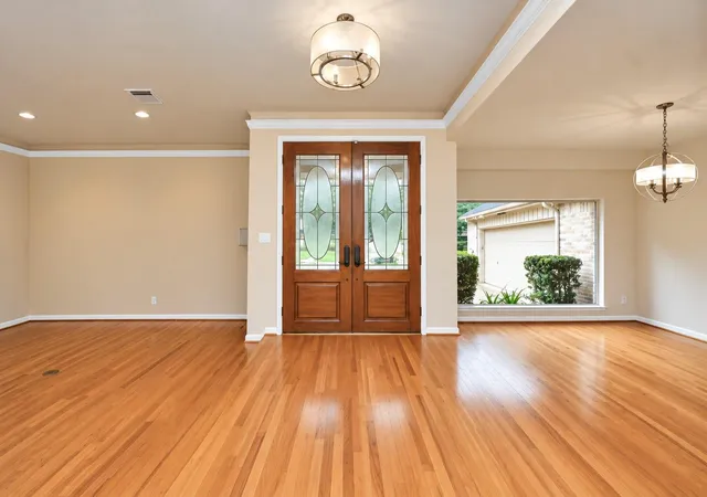 Photo 2 of Single family home for sale at 3110 Amesbury Ct, Sugar Land, TX 77478 | MLS# 33514053 | Listing updated on 2026-10-04
