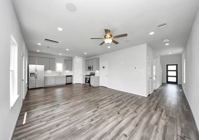 Photo 3 of Single family home for sale at 25666 Roy Rogers Rd, Splendora, TX 77372 | MLS# 84721164 | Listing updated on 2026-10-19