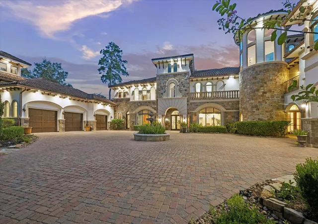 Photo 2 of Mansion for sale at 6 N Fazio Way, Spring, TX 77389 | MLS# 33880473 | Listing updated on 2026-09-25