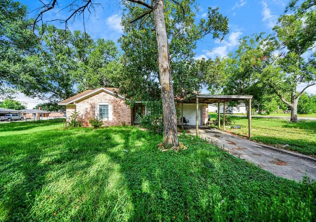 Photo 3 of Land for sale at 15511 Jessie Parker Rd, Sugar Land, TX 77498 | MLS# 72751328 | Listing updated on 2026-09-12