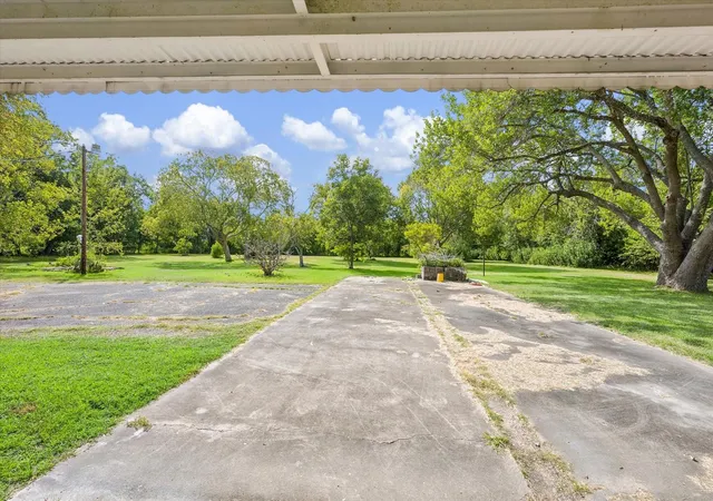 Photo 3 of Single family home for sale at 18111 Roy Long Rd, Pearland, TX 77584 | MLS# 9776878 | Listing updated on 2026-09-24