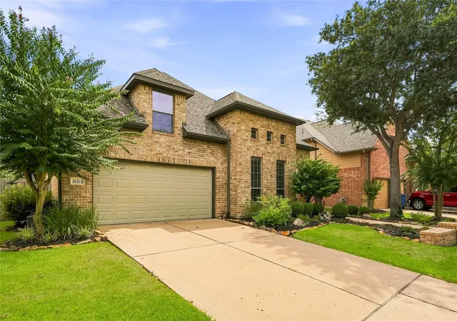 Photo 2 of Single family home for sale at 18323 E Laura Shore Dr, Cypress, TX 77433 | MLS# 95463581 | Listing updated on 2026-09-12