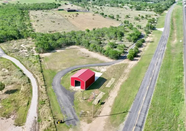 Land for sale at 14951 I 35 N, Moore, TX 78057 | MLS# 80945083