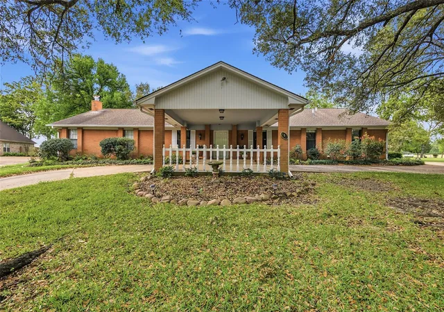 Photo 1 of Single family home for sale at 807 Standley Rd, Madisonville, TX 77864 | MLS# 46720008 | Listing updated on 2026-09-04
