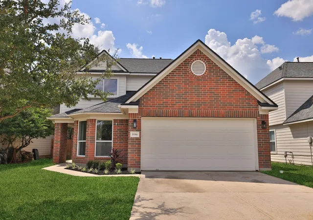 Photo 2 of Single family home for sale at 16966 Tableland Trl, Conroe, TX 77385 | MLS# 93136930 | Listing updated on 2026-09-11