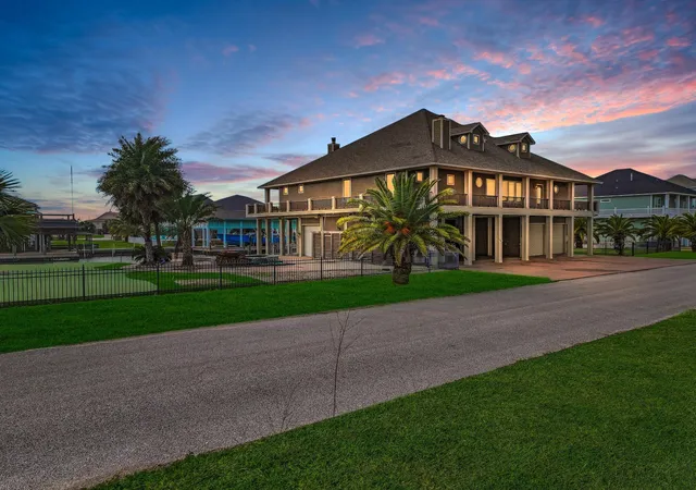 Photo 2 of Single family home for sale at 1239 Lagoon Dr, Port Bolivar, TX 77650 | MLS# 71232094 | Listing updated on 2026-09-09