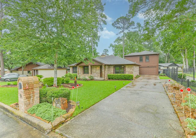 Photo 3 of Single family home for sale at 252 Springs Edge Dr, Montgomery, TX 77356 | MLS# 46763265 | Listing updated on 2026-09-13