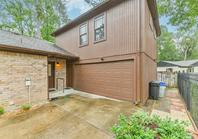 Photo 4 of Single family home for sale at 252 Springs Edge Dr, Montgomery, TX 77356 | MLS# 46763265 | Listing updated on 2026-09-13