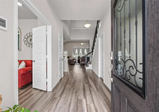 Photo 3 of Single family home for sale at 10112 Hermann Tr, Texas City, TX 77591 | MLS# 93356346 | Listing updated on 2026-10-10