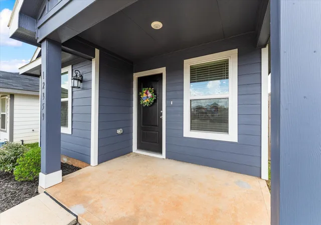 Photo 3 of Single family home for sale at 12359 Sword Point Ct, Willis, TX 77378 | MLS# 39050168 | Listing updated on 2026-09-25