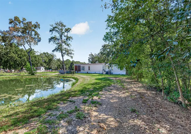 Photo 3 of Single family home for sale at 124 County Rd 4017, Dayton, TX 77535 | MLS# 86076253 | Listing updated on 2026-09-23