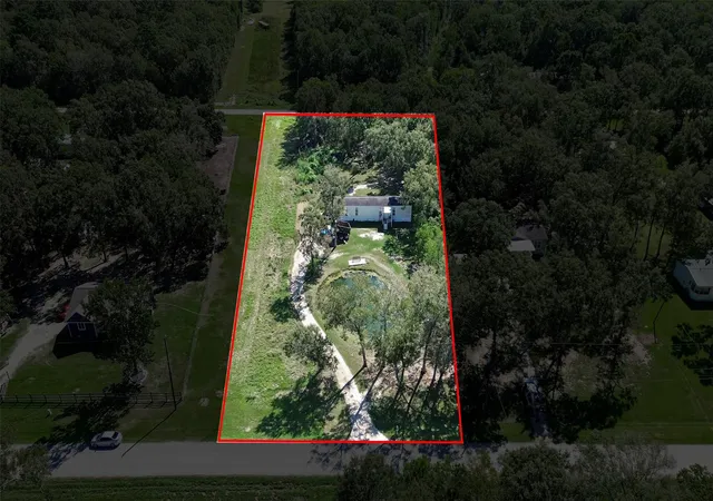 Photo 4 of Single family home for sale at 124 County Rd 4017, Dayton, TX 77535 | MLS# 86076253 | Listing updated on 2026-09-23