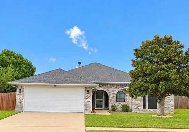 Photo 1 of Single family home for sale at 2407 Lava Ln, Killeen, TX 76549 | MLS# 4808949 | Listing updated on 2026-10-08