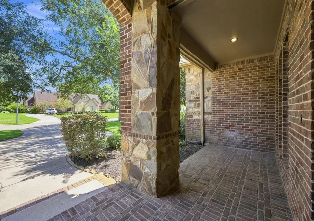Photo 3 of Single family home for sale at 5411 Woodbury St, Fulshear, TX 77441 | MLS# 6984010 | Listing updated on 2026-10-05