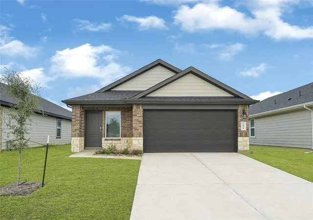 Photo 1 of Single family home for sale at 8063 George Crst Ln, Needville, TX 77461 | MLS# 25392590 | Listing updated on 2026-09-21