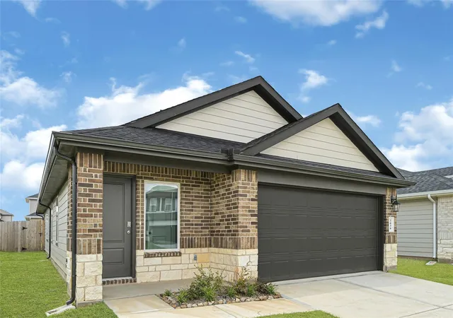 Photo 3 of Single family home for sale at 8063 George Crst Ln, Needville, TX 77461 | MLS# 25392590 | Listing updated on 2026-09-21