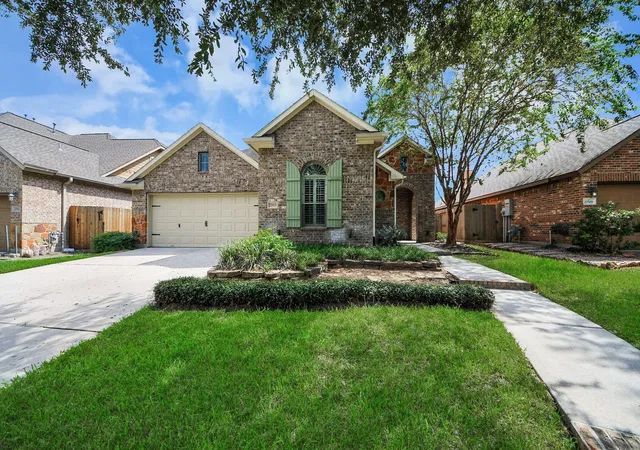 Photo 1 of Single family home for sale at 27515 Chris Ridge Ct, Spring, TX 77386 | MLS# 62083861 | Listing updated on 2026-09-21