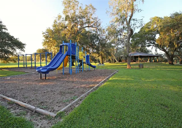 Photo 3 of Single family home for sale at 1120 Frontier Trl, Angleton, TX 77515 | MLS# 23223498 | Listing updated on 2026-09-09