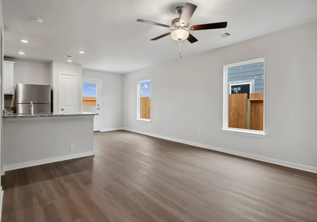 Photo 3 of Sale Pending at 15878 Berry Hl Dr, Conroe, TX 77303 | MLS# 62026246 | Listing updated on 2026-09-15