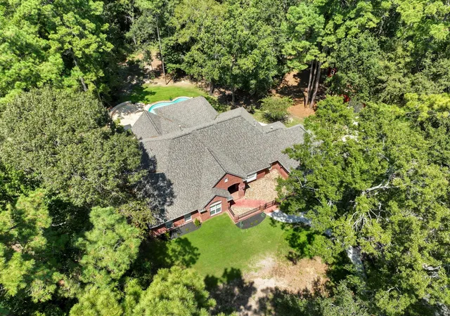 Photo 4 of Single family home for sale at 10857 Lake Forest Dr, Conroe, TX 77384 | MLS# 22613660 | Listing updated on 2026-09-13