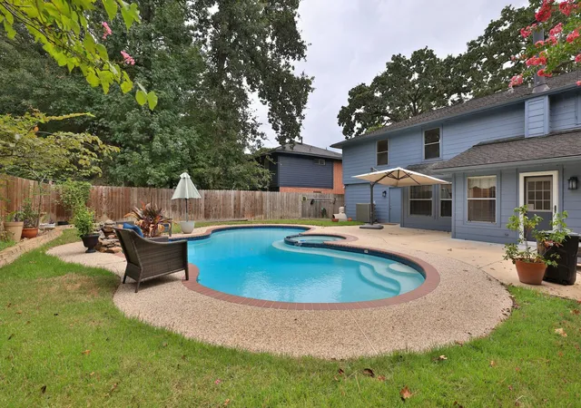 Photo 1 of Single family home for sale at 18635 Twigsworth Ln, Humble, TX 77346 | MLS# 57882774 | Listing updated on 2026-10-04