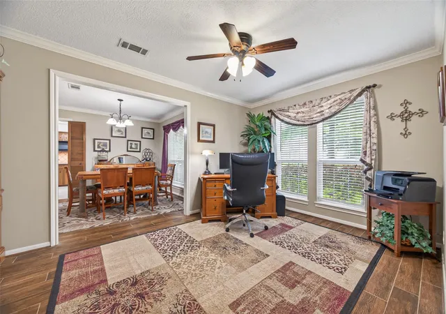 Photo 4 of Single family home for sale at 16217 Lakeview Dr, Jersey Village, TX 77040 | MLS# 50682931 | Listing updated on 2026-09-20