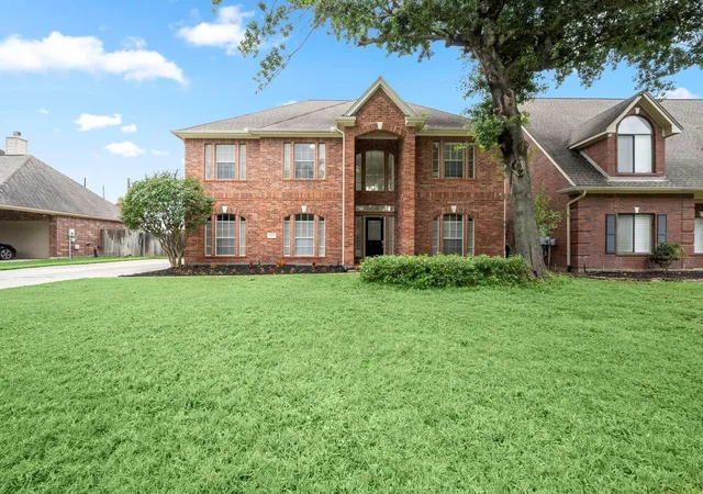 Photo 3 of Single family home for sale at 9514 Champions Cvs Dr, Spring, TX 77379 | MLS# 83658243 | Listing updated on 2026-09-19