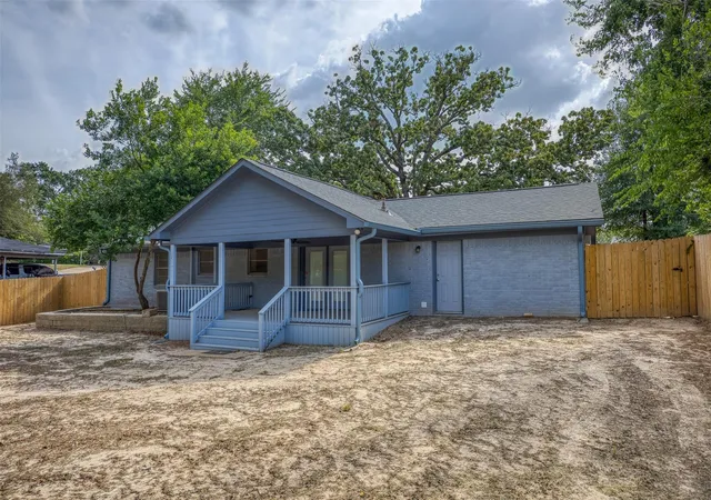 Photo 23 of Single family home for sale at 130 Hillcrest Dr, Palestine, TX 75801 | MLS# 19655376 | Listing updated on 2026-08-31