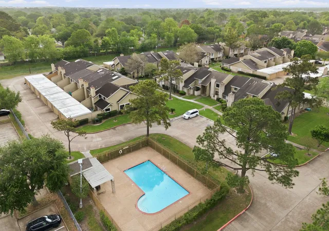 Photo 2 of Townhouse for sale at 12027 Willow Trl, Houston, TX 77035 | MLS# 20030264 | Listing updated on 2026-09-23