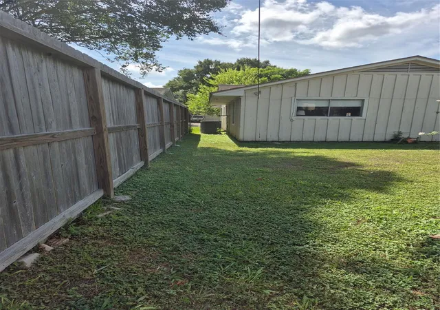 Photo 3 of Single family home for sale at 7618 N Kensico Rd, Houston, TX 77036 | MLS# 37045662 | Listing updated on 2026-09-22