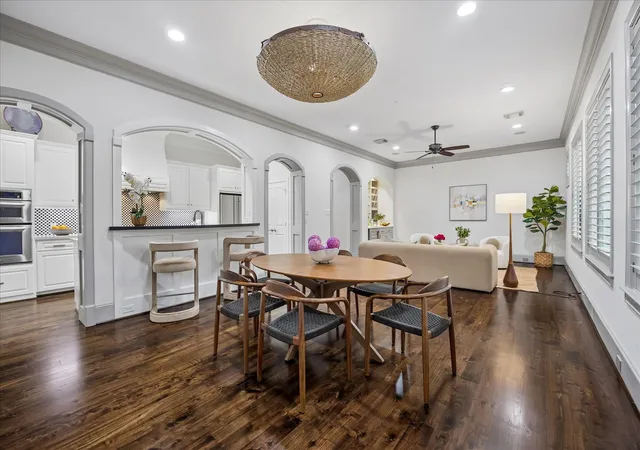 Photo 3 of Single family home for sale at 2215 Nantucket Dr #C, Houston, TX 77057 | MLS# 949495 | Listing updated on 2026-09-14