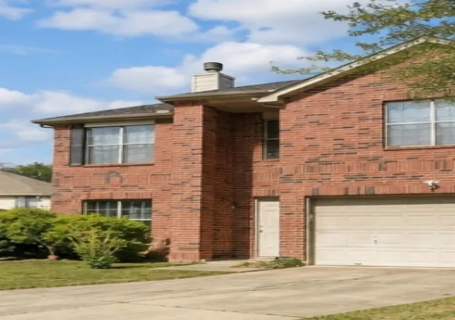Photo 4 of Single family home for sale at 21010 Cottage Strm Ct, Spring, TX 77379 | MLS# 88543366 | Listing updated on 2026-09-06