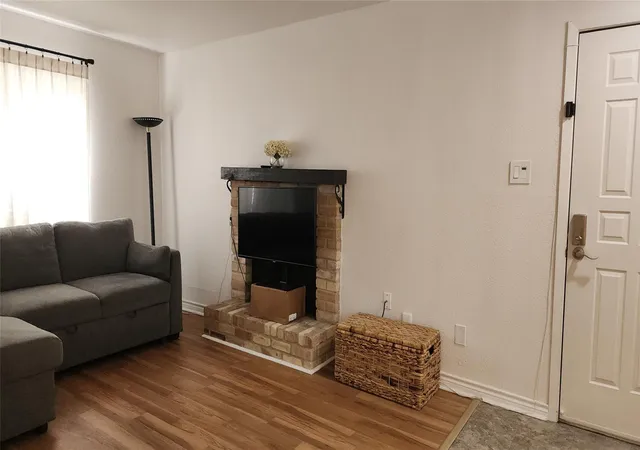 Photo 4 of Condo for sale at 2100 Wilcrest Dr #116, Houston, TX 77042 | MLS# 17329976 | Listing updated on 2026-09-24