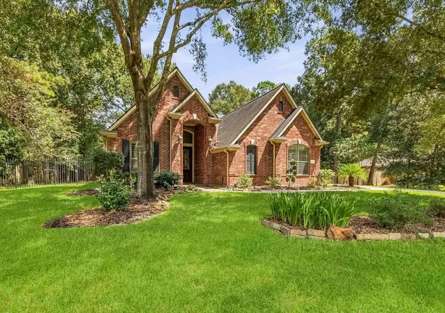 Photo 3 of Single family home for sale at 10007 Estes Hl Ln, Conroe, TX 77302 | MLS# 91424240 | Listing updated on 2026-09-19