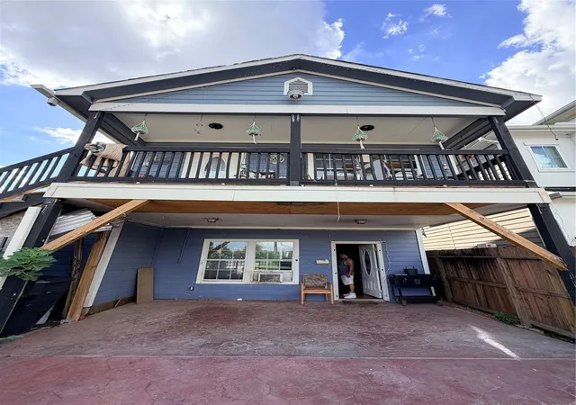 Photo 3 of Multi family home for sale at 4619 Rawley St, Houston, TX 77020 | MLS# 73135169 | Listing updated on 2026-09-17