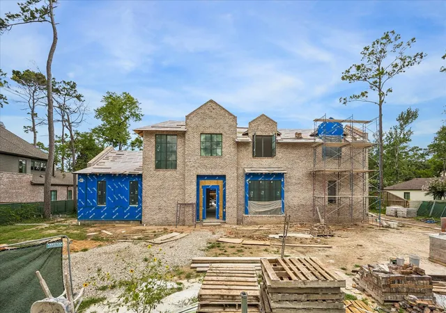 Photo 1 of Single family home for sale at 10607 Gawain Ln, Houston, TX 77024 | MLS# 68838550 | Listing updated on 2026-09-04