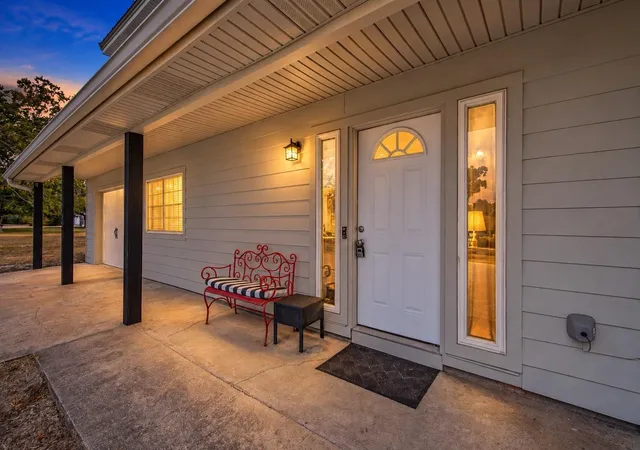 Photo 3 of Single family home for sale at 2009 Quail Run, College Station, TX 77845 | MLS# 5562371 | Listing updated on 2026-09-11