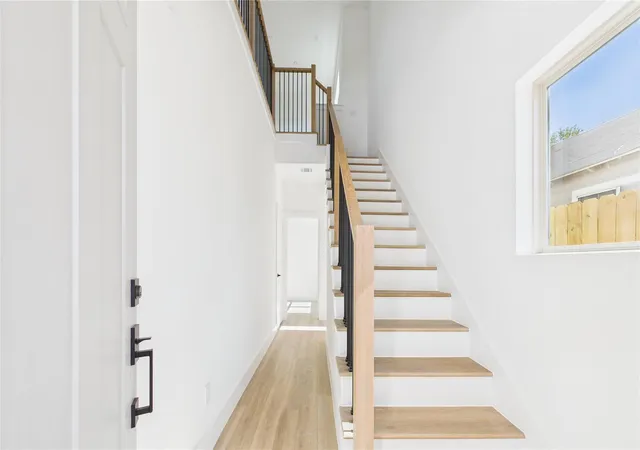 Photo 3 of Single family home for sale at 5316 Terry St, Houston, TX 77009 | MLS# 53243515 | Listing updated on 2026-09-23