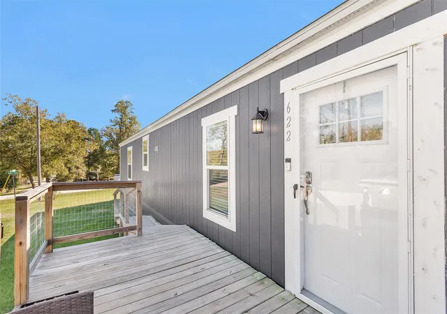 Photo 3 of Single family home for sale at 622 Lake Shore Dr, Trinity, TX 75862 | MLS# 35479921 | Listing updated on 2026-09-02