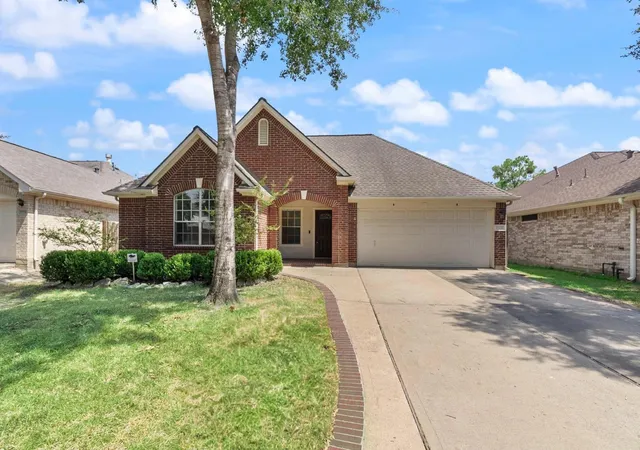 Photo 1 of Single family home for sale at 10638 Desert Springs Cir, Houston, TX 77095 | MLS# 59993559 | Listing updated on 2026-09-11