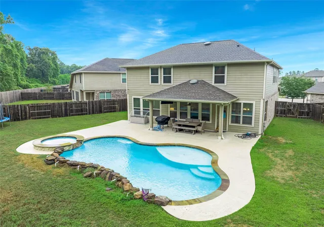 Photo 3 of Sale Pending at 3558 Heather Chase Trl, Porter, TX 77365 | MLS# 86276596 | Listing updated on 2026-09-19