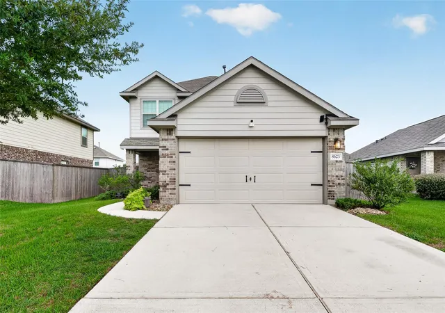 Single family home for sale at 8623 River Crst Dr, Baytown, TX 77521 | MLS# 58298964