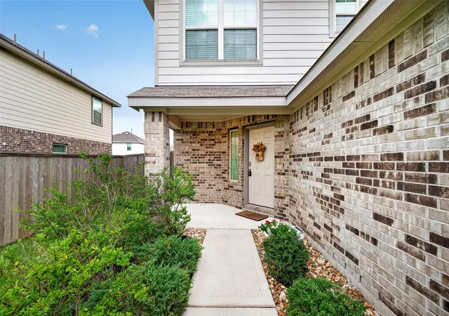 Photo 3 of Single family home for sale at 8623 River Crst Dr, Baytown, TX 77521 | MLS# 58298964 | Listing updated on 2026-10-21