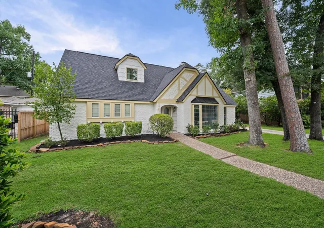 Photo 2 of Single family home for sale at 1415 Anvil Dr, Houston, TX 77090 | MLS# 36497948 | Listing updated on 2026-09-12