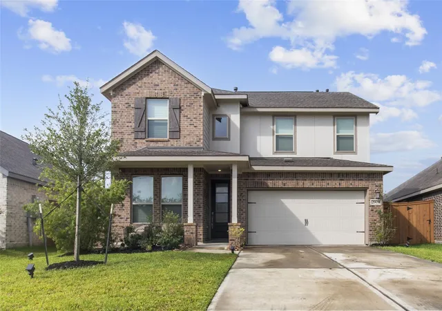 Photo 1 of Single family home for sale at 2909 Ballast Green Dr, La Marque, TX 77568 | MLS# 13902040 | Listing updated on 2026-09-12