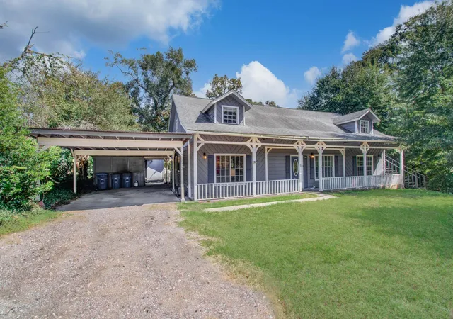 Photo 2 of Single family home for sale at 20593 Highway 105, Cleveland, TX 77328 | MLS# 68650934 | Listing updated on 2026-09-09