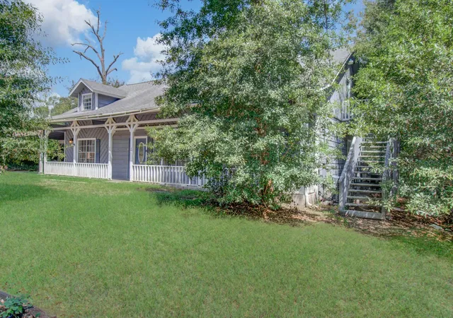 Photo 3 of Single family home for sale at 20593 Highway 105, Cleveland, TX 77328 | MLS# 68650934 | Listing updated on 2026-09-09