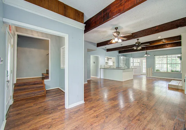 Photo 4 of Single family home for sale at 20593 Highway 105, Cleveland, TX 77328 | MLS# 68650934 | Listing updated on 2026-09-09
