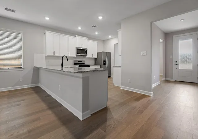 Photo 2 of Single family home for sale at 21510 Bluebonnet Bay Dr, Magnolia, TX 77354 | MLS# 28907641 | Listing updated on 2026-09-04