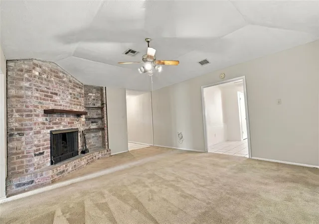 Photo 4 of Single family home for sale at 13826 Southline Rd, Sugar Land, TX 77498 | MLS# 15974532 | Listing updated on 2026-09-17